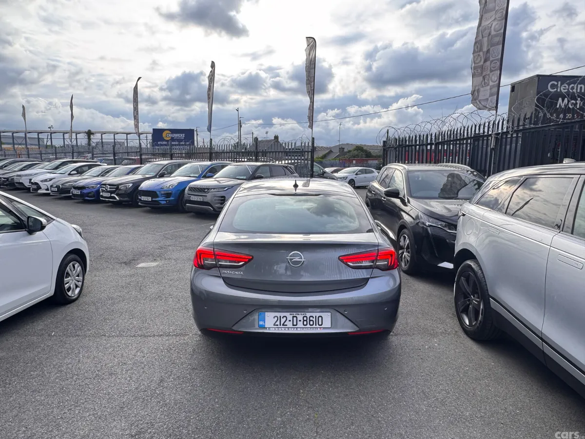 Opel Insignia Hatchback, Diesel, 2021, Grey