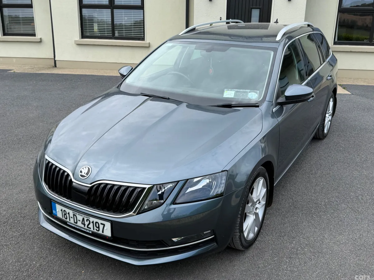 Skoda Octavia Estate, Petrol, 2018, Grey