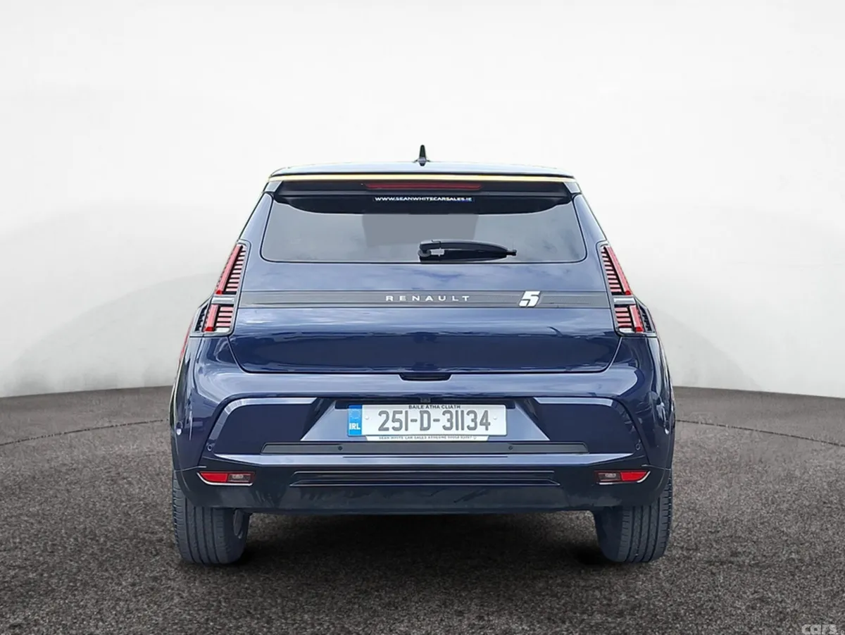 Renault 5 Hatchback, Electric, 2025, Blue