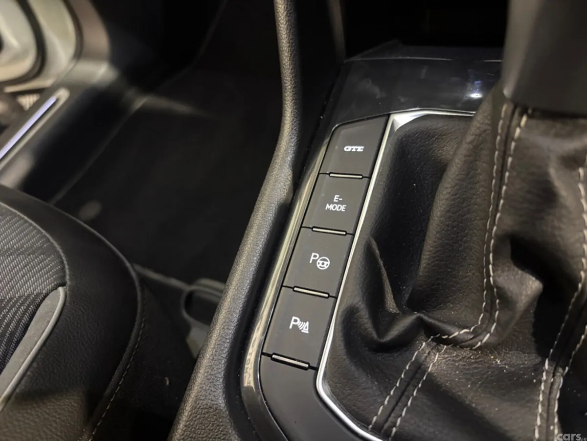 Volkswagen Tiguan SUV, Petrol Plug-in Hybrid, 2022, White