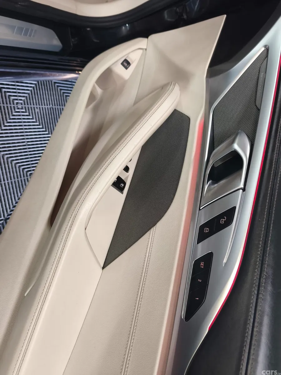BMW 8-Series Coupe, Diesel, 2019, Black