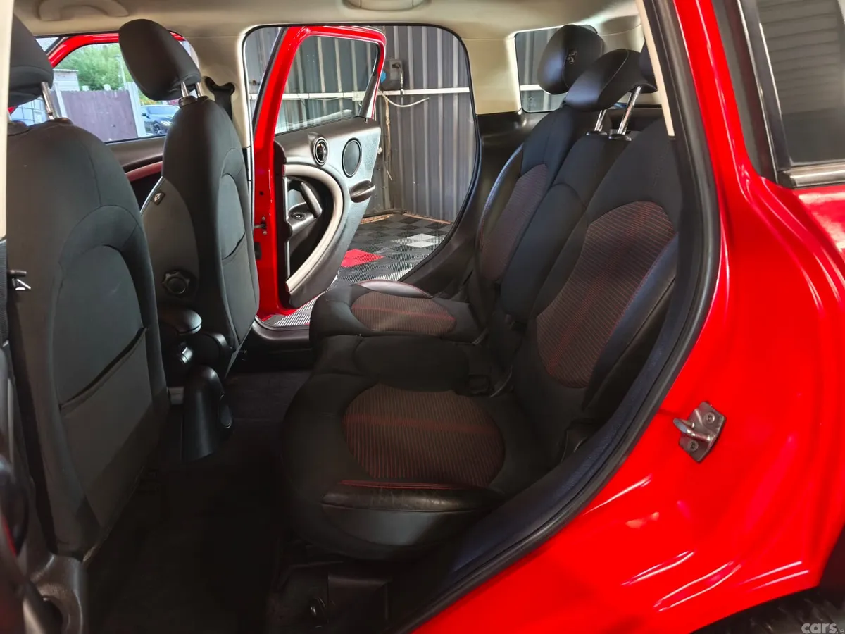 Mini Cooper Hatchback, Petrol, 2012, Red