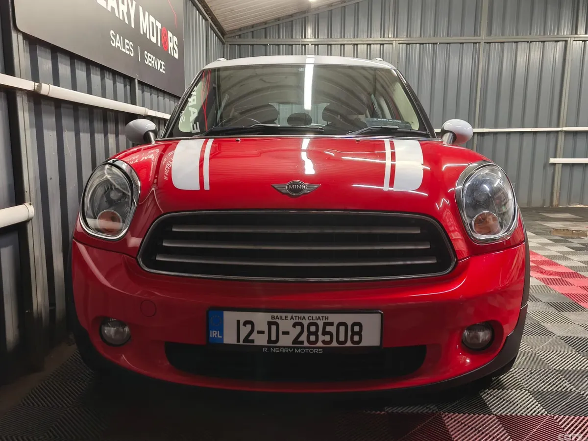 Mini Cooper Hatchback, Petrol, 2012, Red