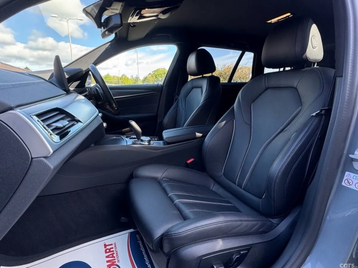 BMW 5-Series Estate, Diesel Hybrid, 2023, Grey