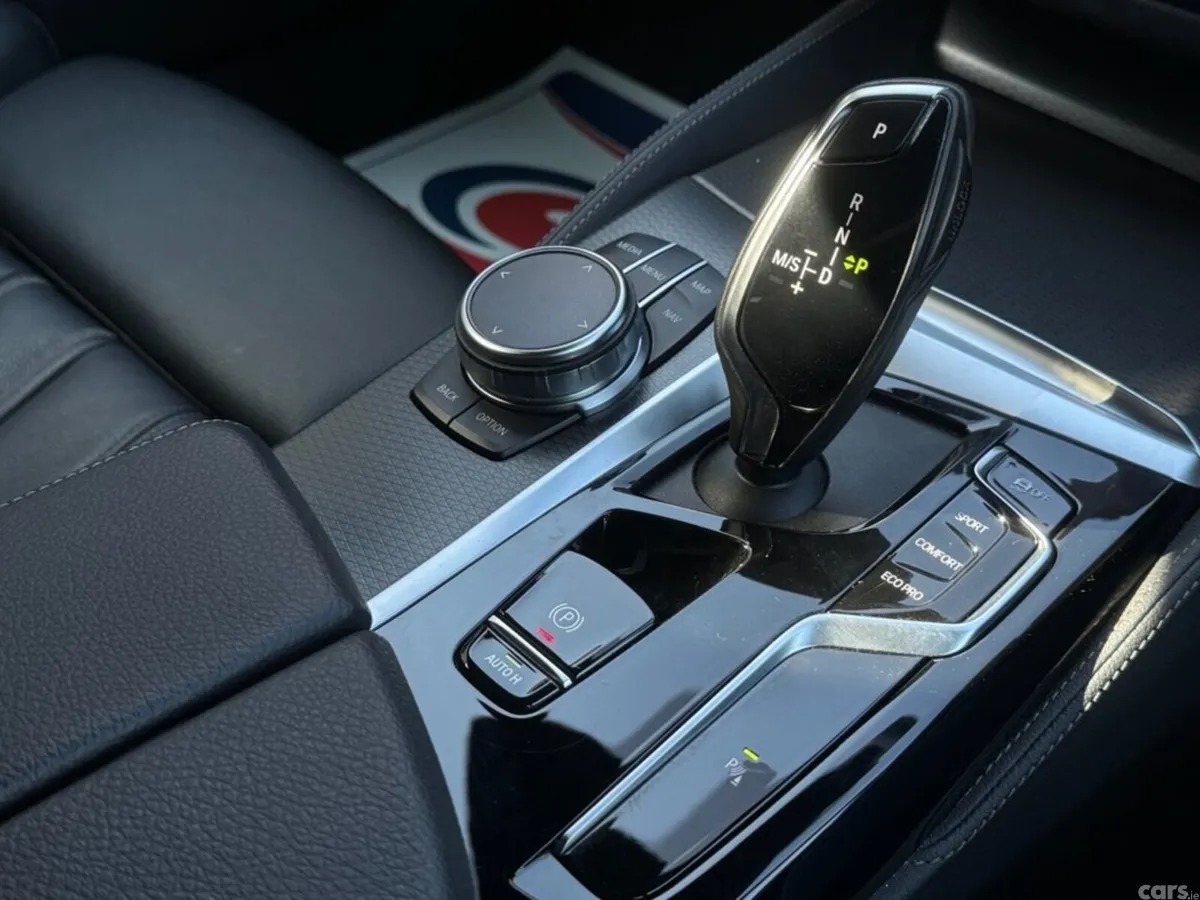 BMW 5-Series Estate, Diesel Hybrid, 2023, Grey