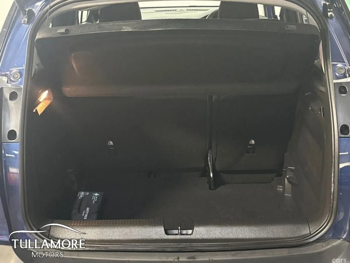 Opel Crossland SUV, Petrol, 2024, Blue