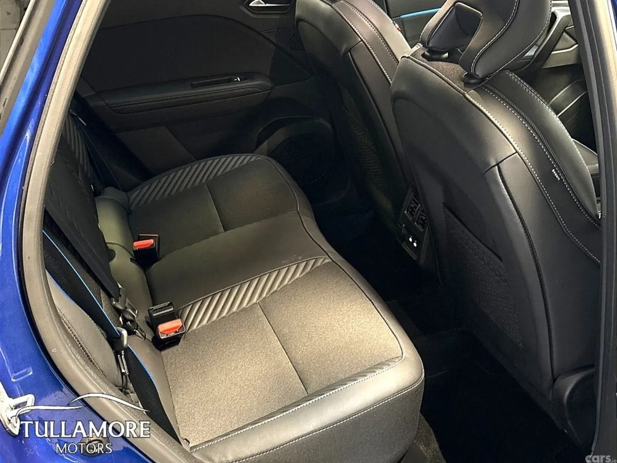 Renault Symbioz Hatchback, Petrol Hybrid, 2025, Blue