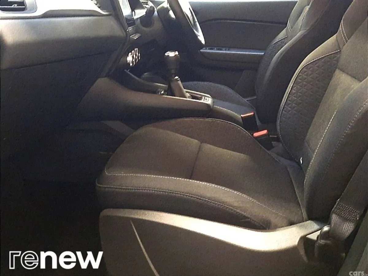 Renault Captur Hatchback, Petrol, 2024, Black