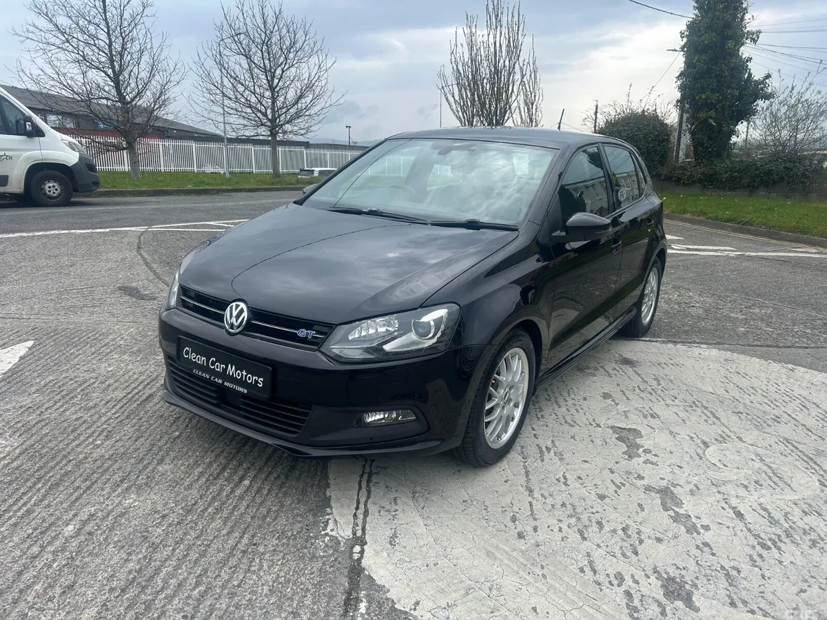 Volkswagen Polo Hatchback, Petrol, 2015, Black