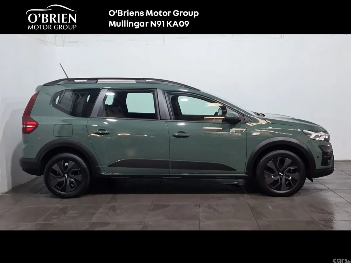 Dacia Jogger MPV, Petrol, 2025, Grey