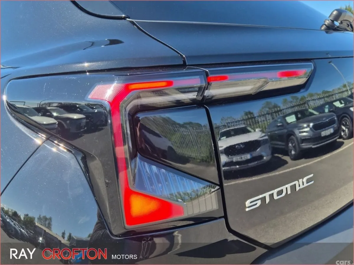 Kia Stonic Estate, Petrol Hybrid, 2026, Black