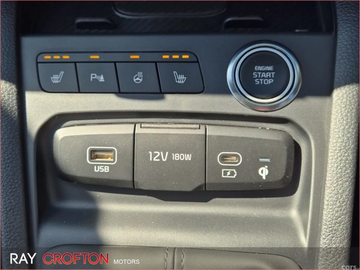 Kia Stonic Estate, Petrol Hybrid, 2026, Black
