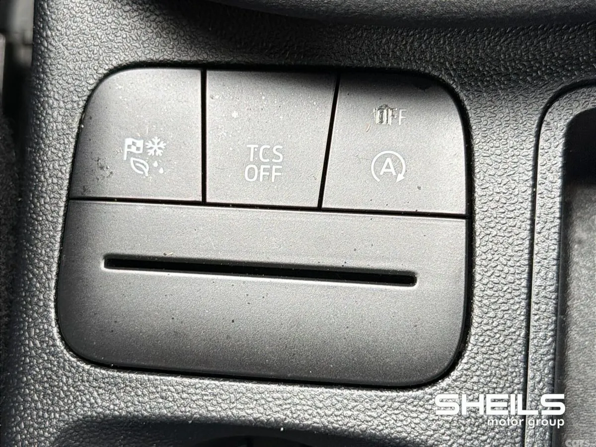 Ford Puma SUV, Petrol Hybrid, 2023, Grey