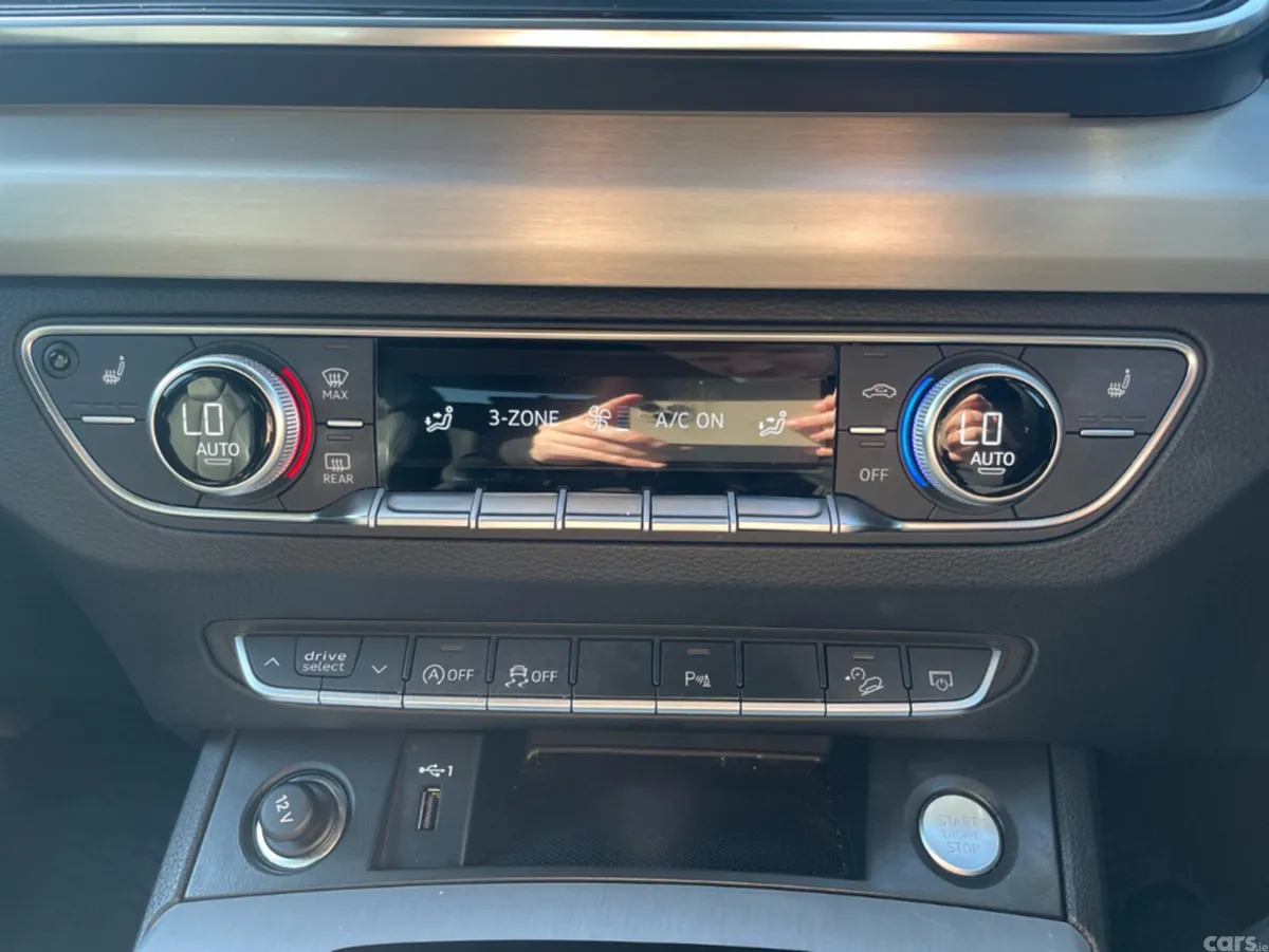 Audi Q5 Hatchback, Diesel, 2023, Blue