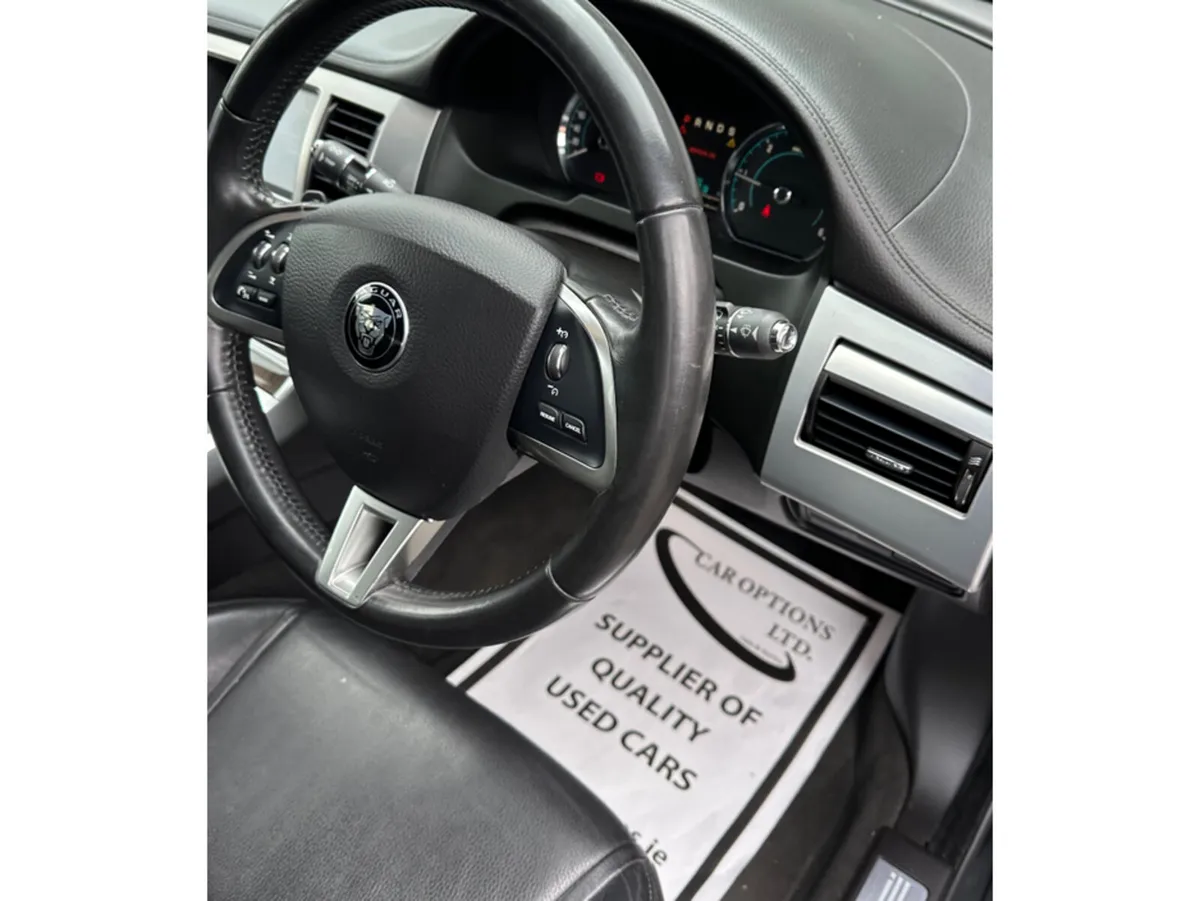 Jaguar XF Saloon, Diesel, 2015, Grey