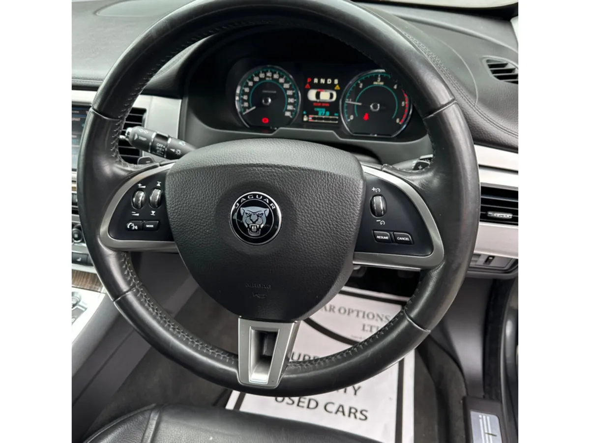 Jaguar XF Saloon, Diesel, 2015, Grey