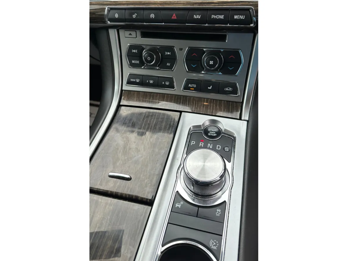 Jaguar XF Saloon, Diesel, 2015, Grey