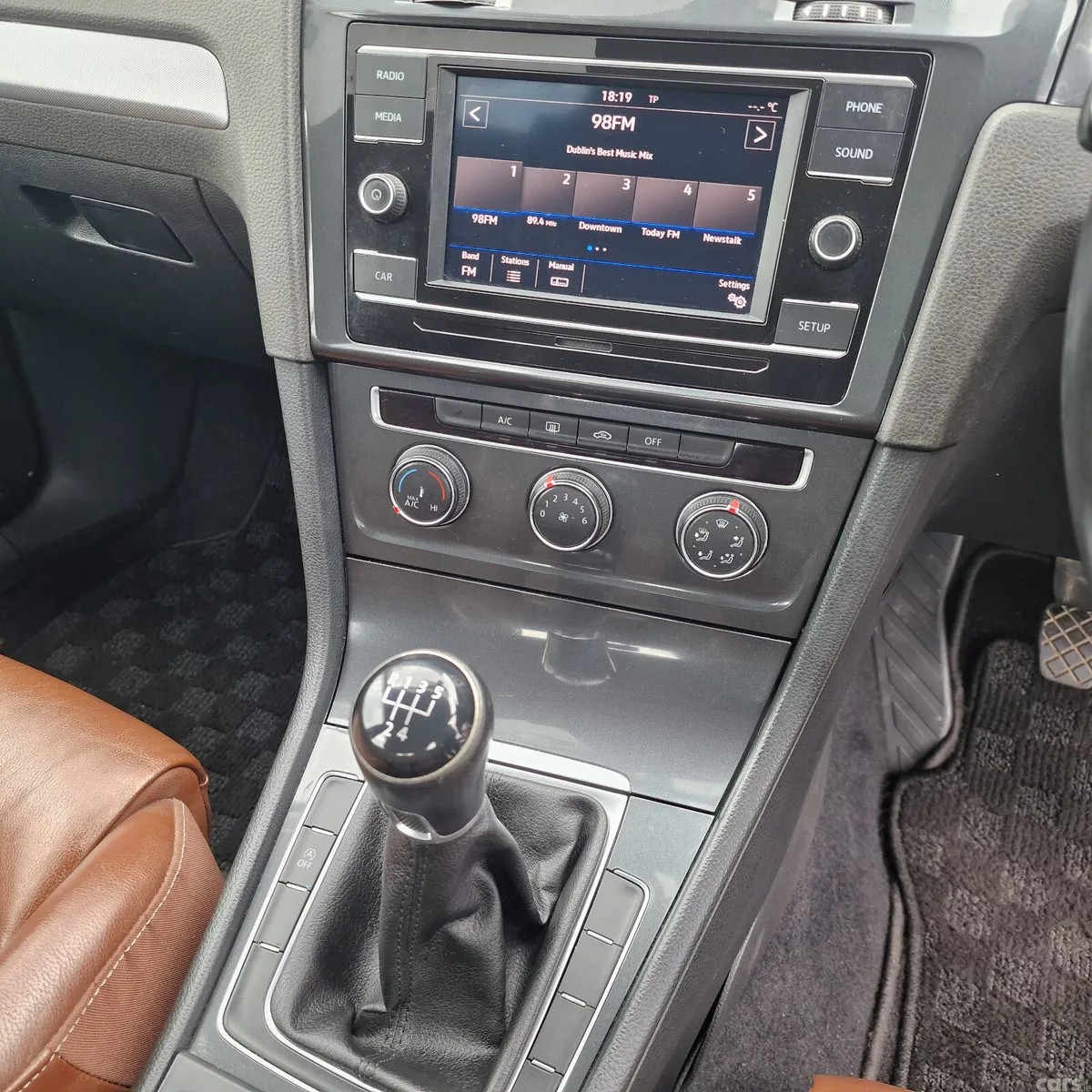 Volkswagen Golf Estate, Petrol, 2019, White