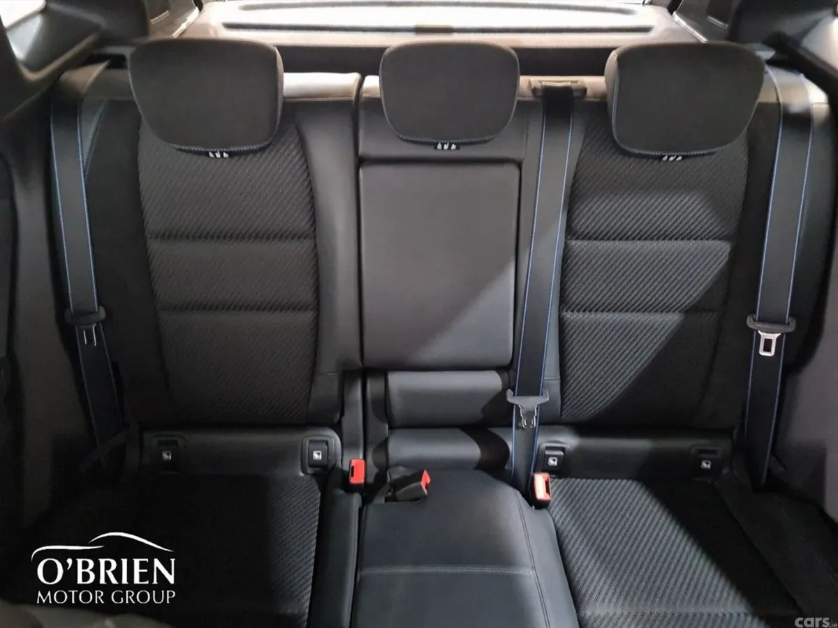 Renault Austral SUV, Petrol, 2023, White