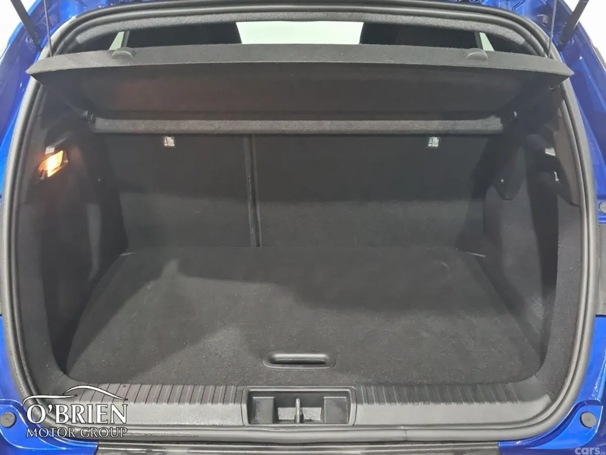 Renault Captur Hatchback, Petrol, 2025, Blue