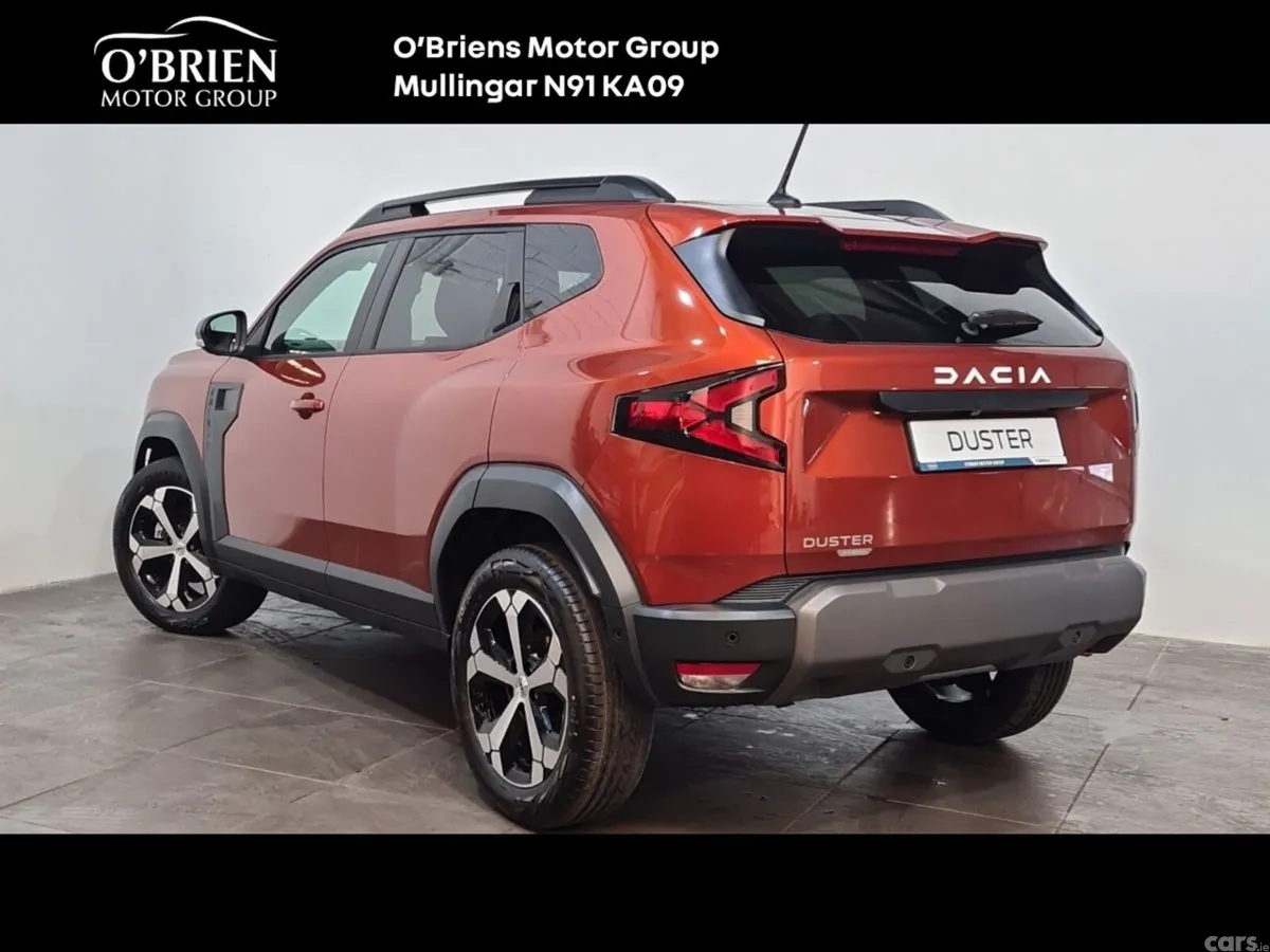 Dacia Duster SUV, Petrol Hybrid, 2026, Brown