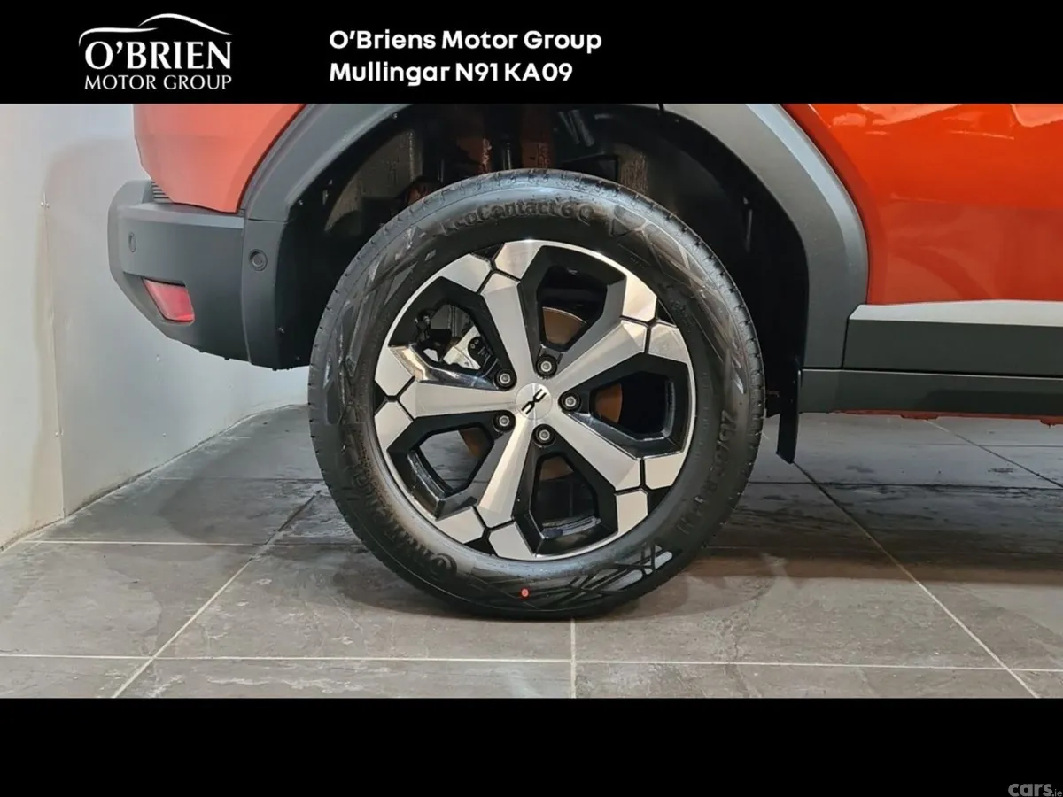 Dacia Duster SUV, Petrol Hybrid, 2026, Brown