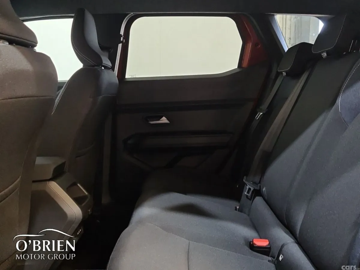 Dacia Duster SUV, Petrol Hybrid, 2026, Brown