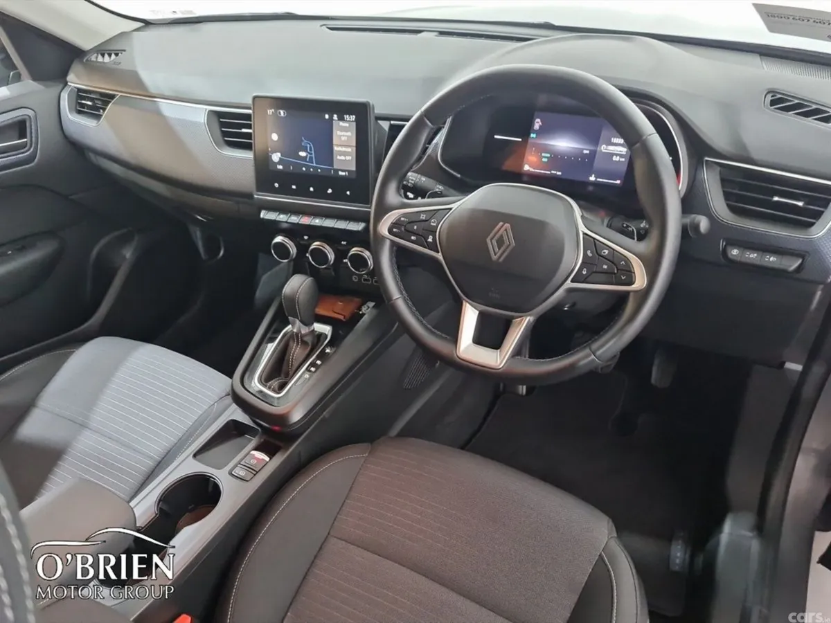 Renault Arkana Hatchback, Petrol, 2025, Grey
