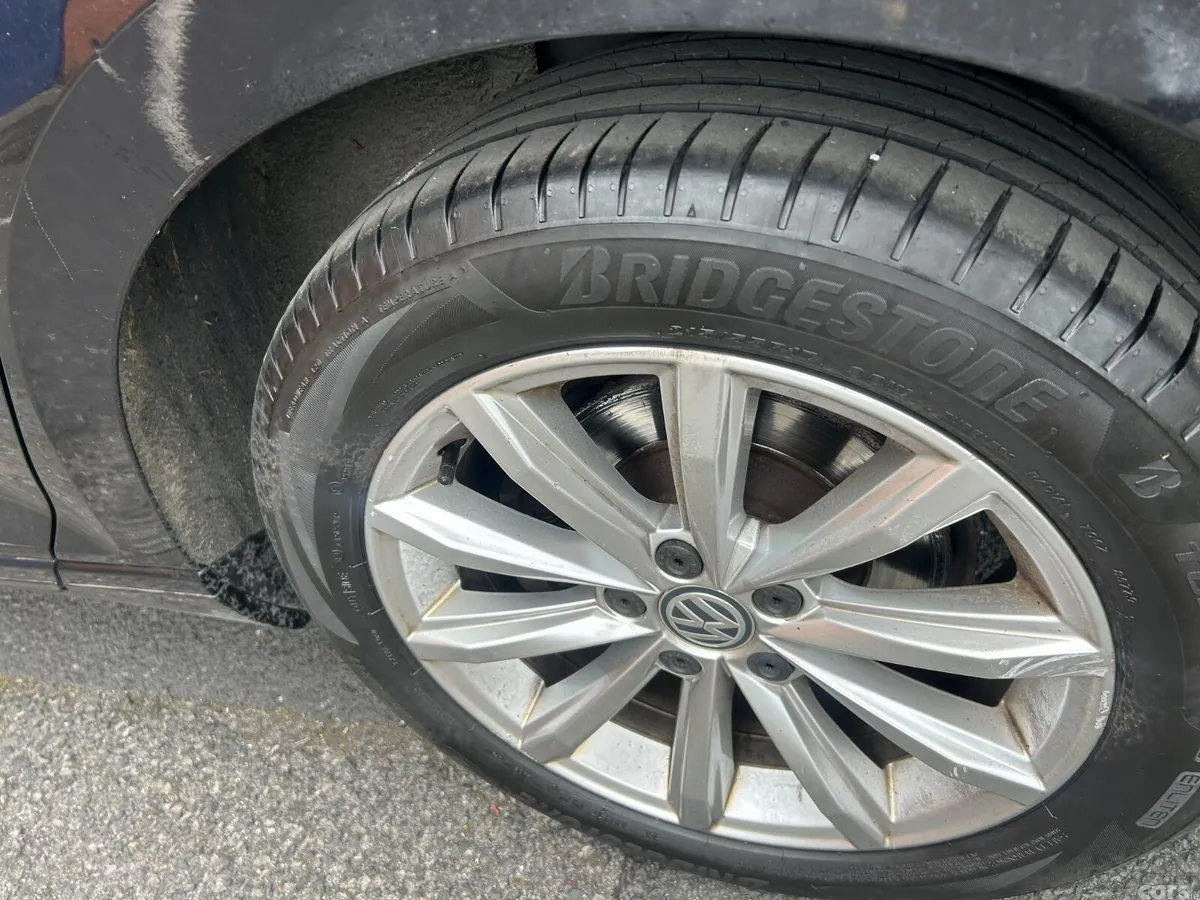 Volkswagen Passat Saloon, Diesel, 2019, Black