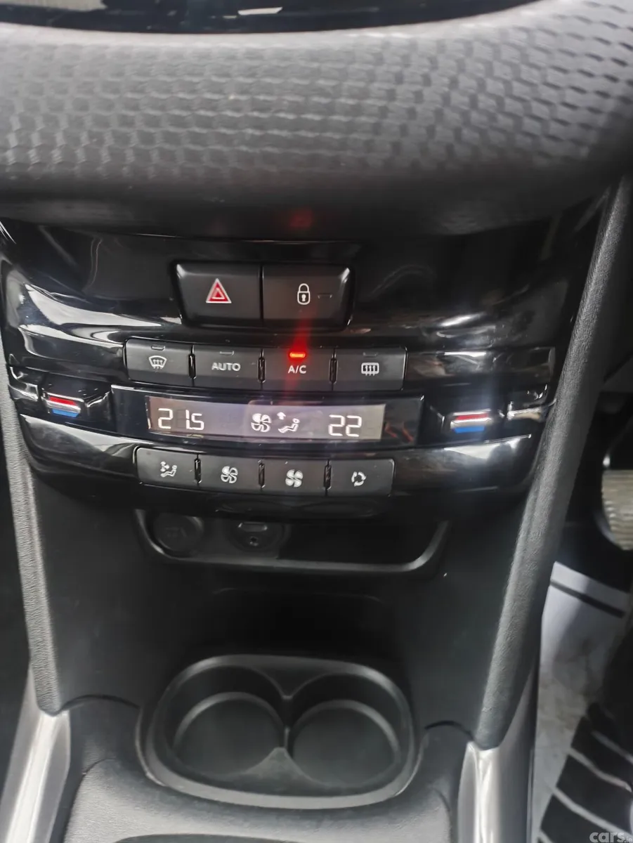 Peugeot 2008 Estate, Diesel, 2017, Grey