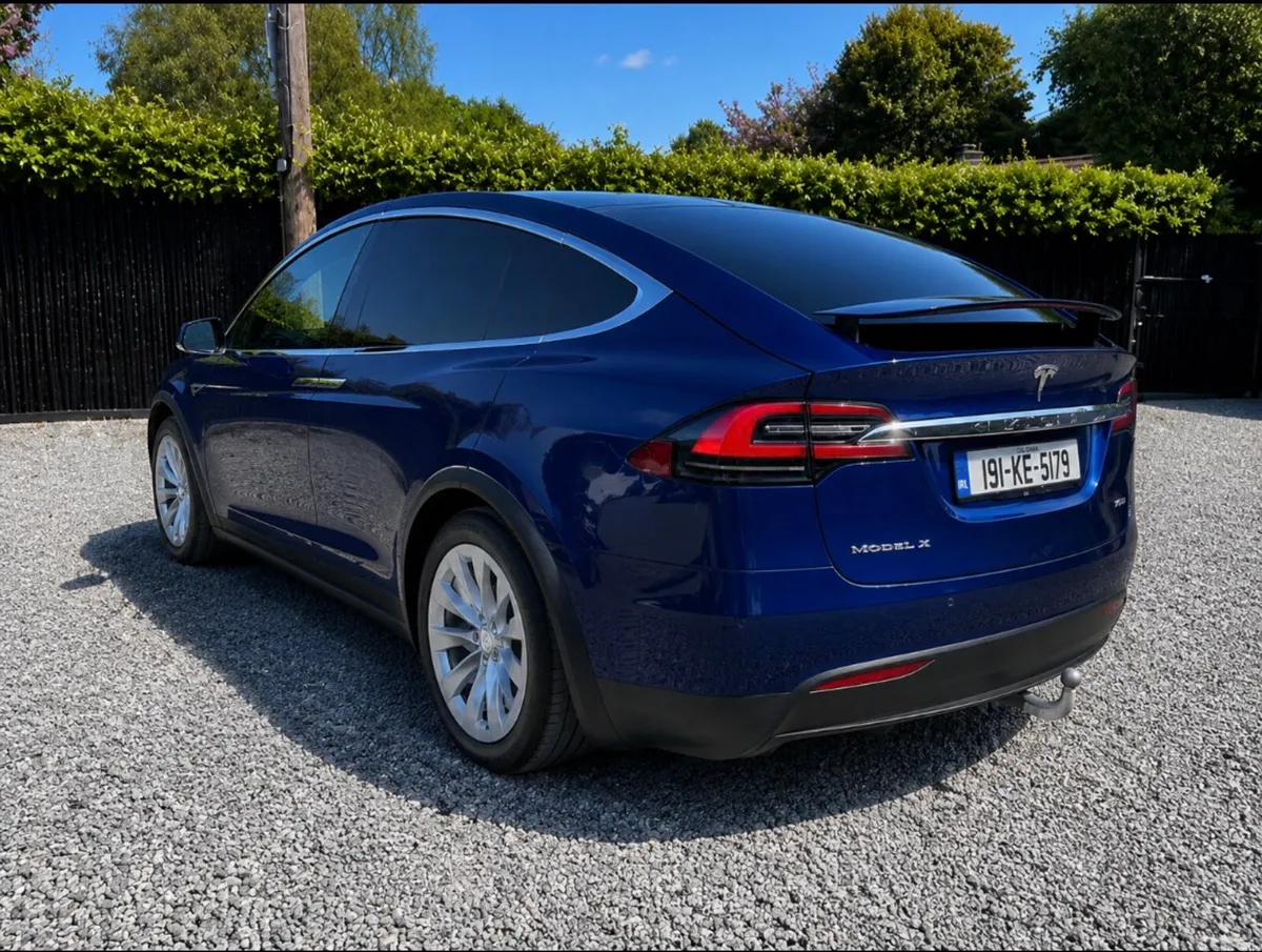 Tesla Model X MPV, Electric, 2019, Blue