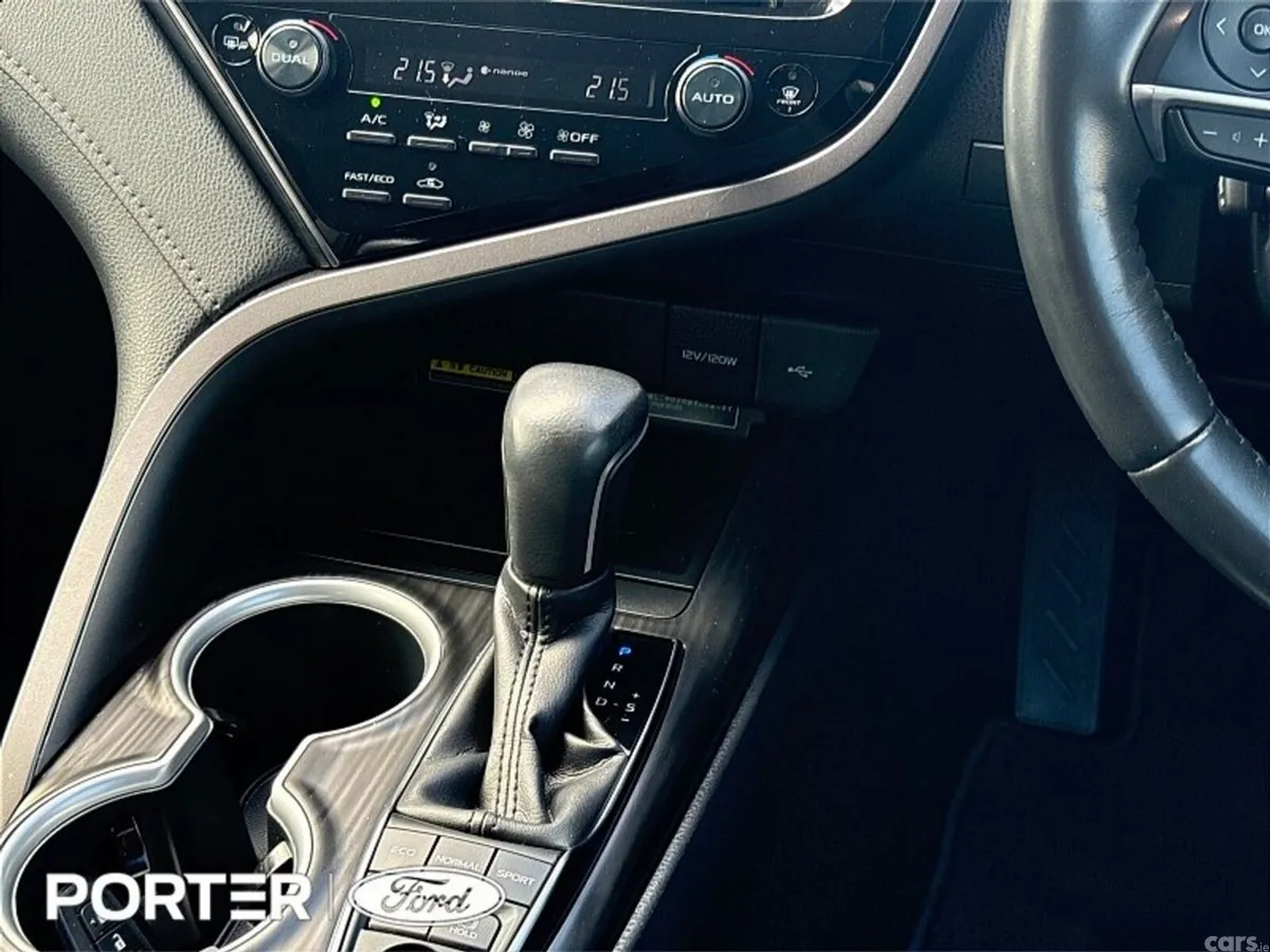 Toyota Camry Saloon, Petrol Hybrid, 2022, Grey