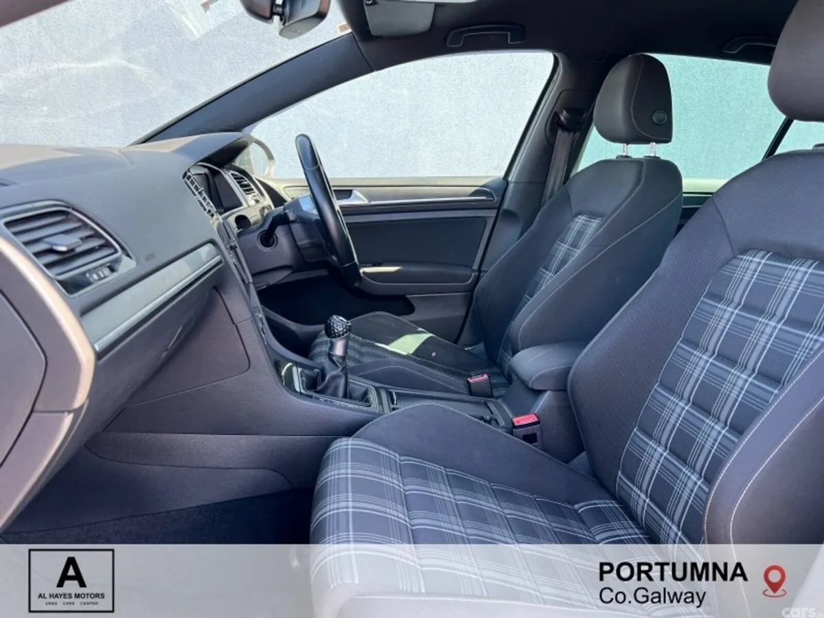 Volkswagen Golf Hatchback, Diesel, 2018, Blue