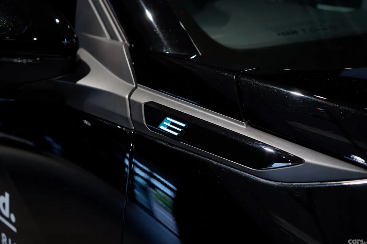 Peugeot 2008 MPV, Electric, 2026, Black