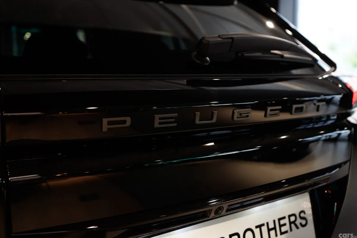 Peugeot 2008 MPV, Electric, 2026, Black