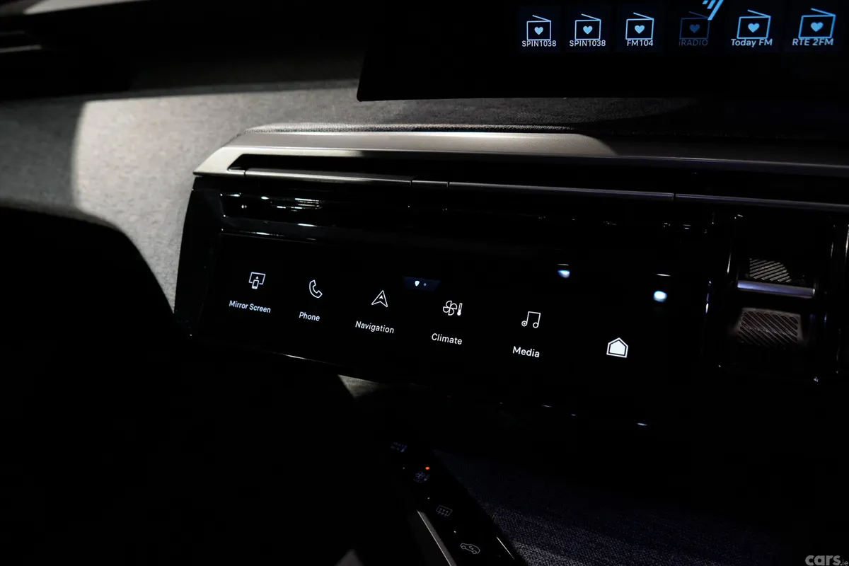 Peugeot 3008 MPV, Petrol Hybrid, 2025, Black