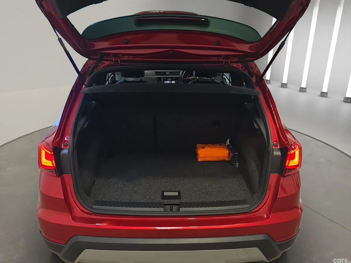 SEAT Arona SUV, Petrol, 2021, Red