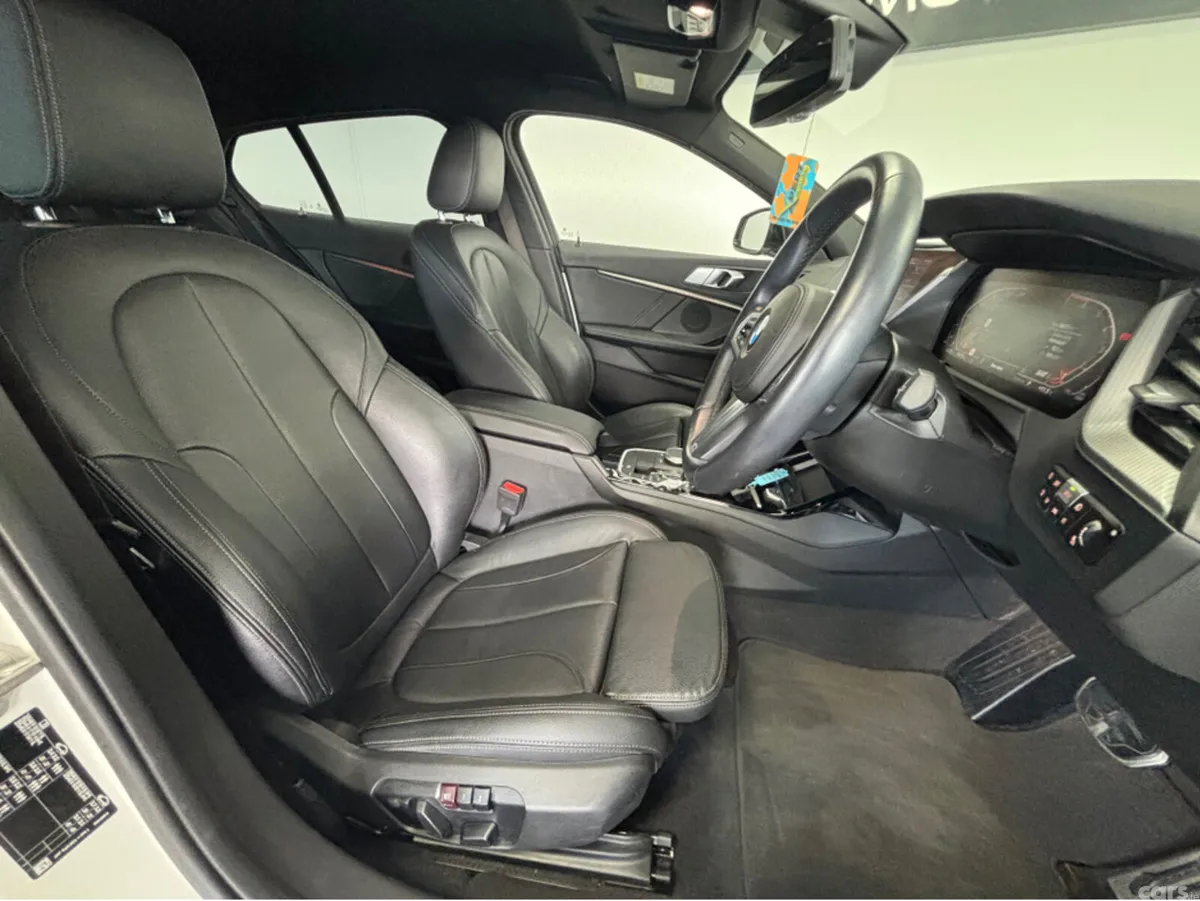 BMW 1-Series Hatchback, Petrol, 2020, White