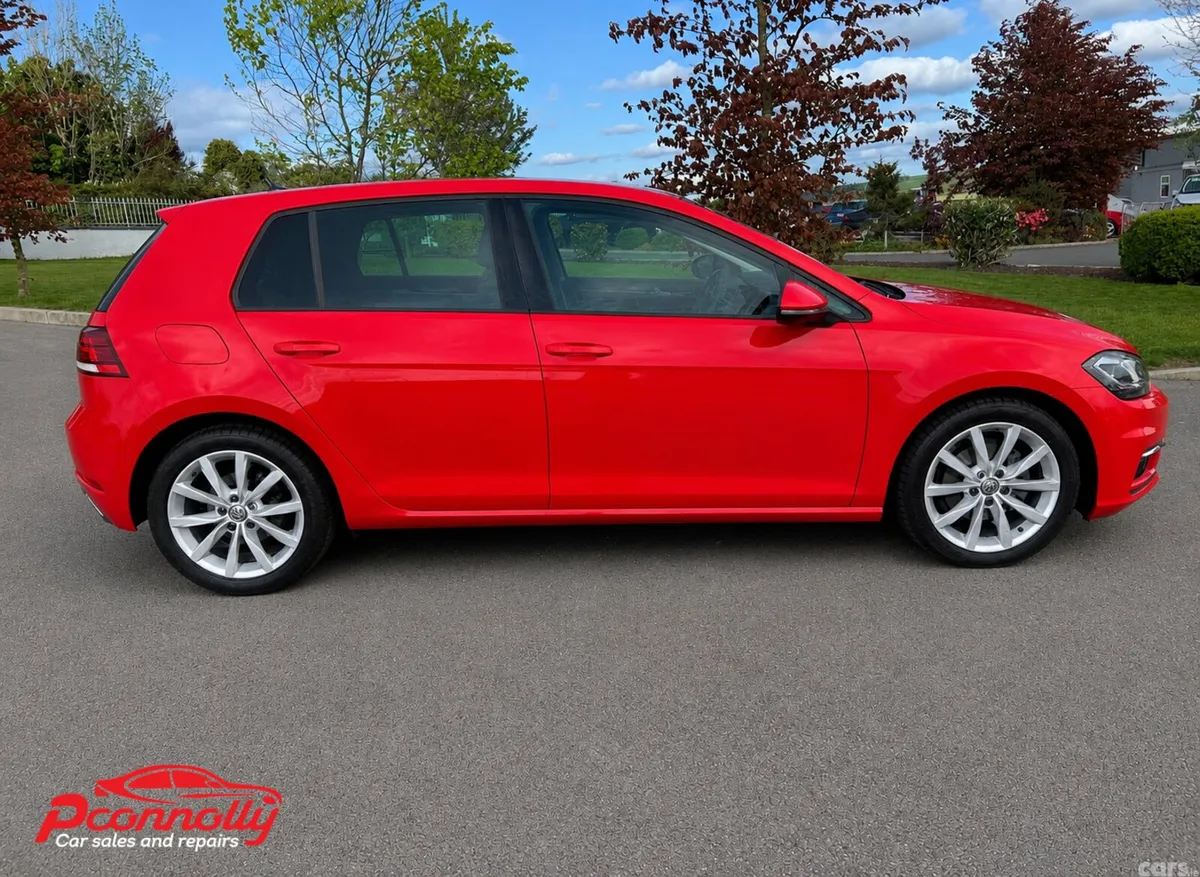 Volkswagen Golf Hatchback, Diesel, 2020, Red