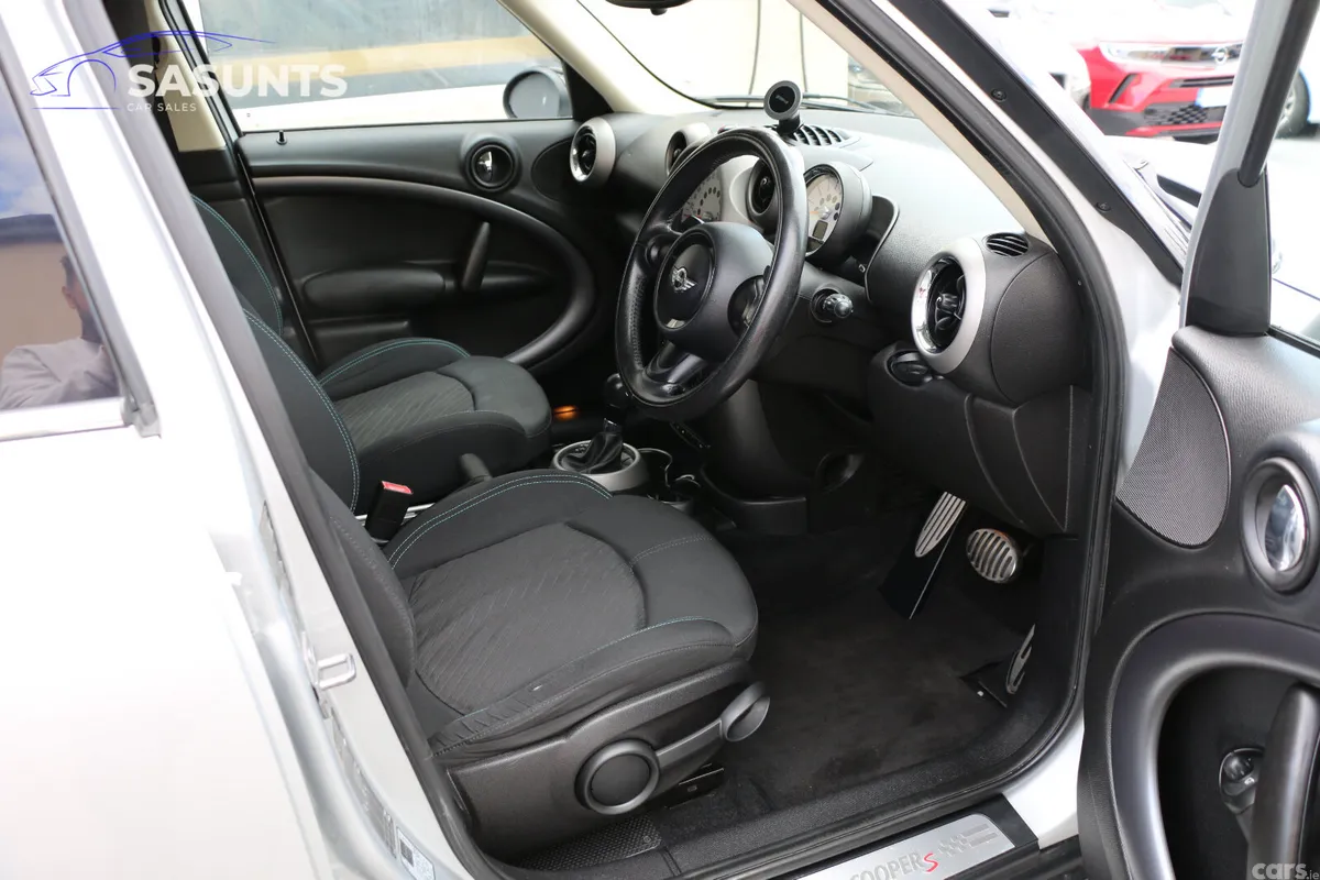 Mini Countryman SUV, Petrol, 2013, Silver