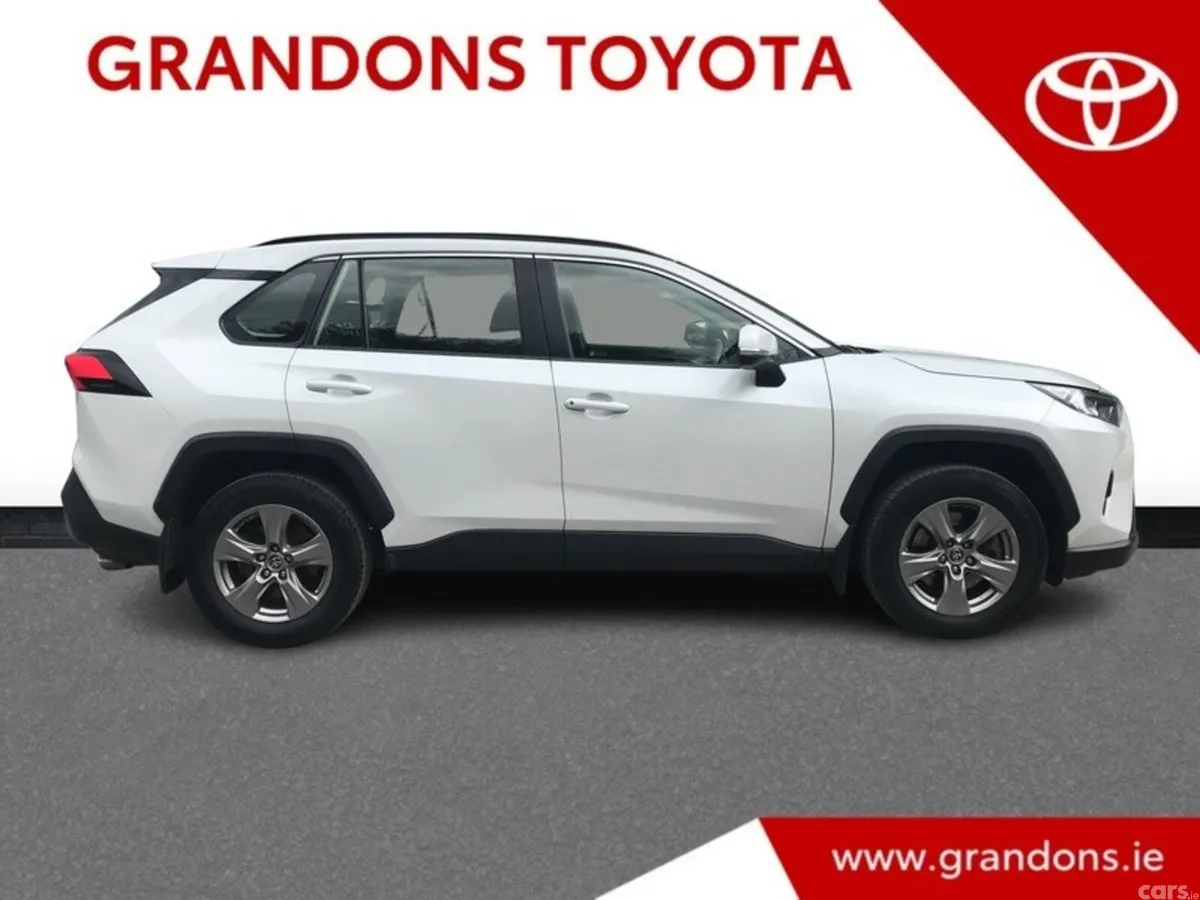 Toyota RAV4 SUV, Petrol Hybrid, 2023, White