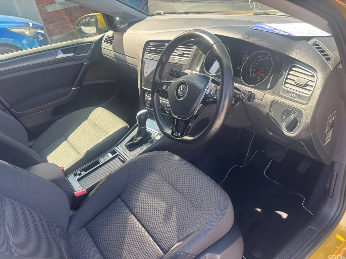 Volkswagen Golf Hatchback, Petrol, 2017, Gold