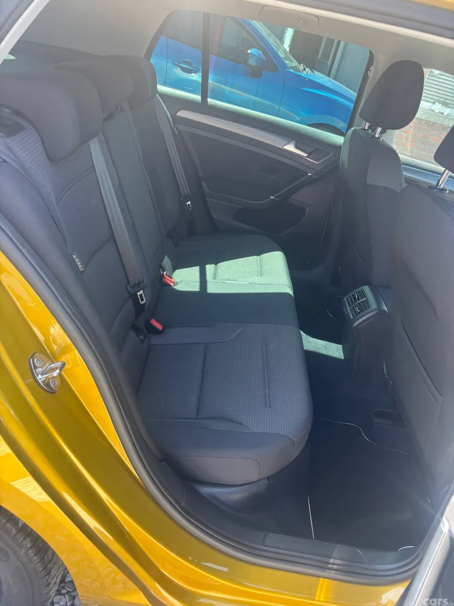 Volkswagen Golf Hatchback, Petrol, 2017, Gold