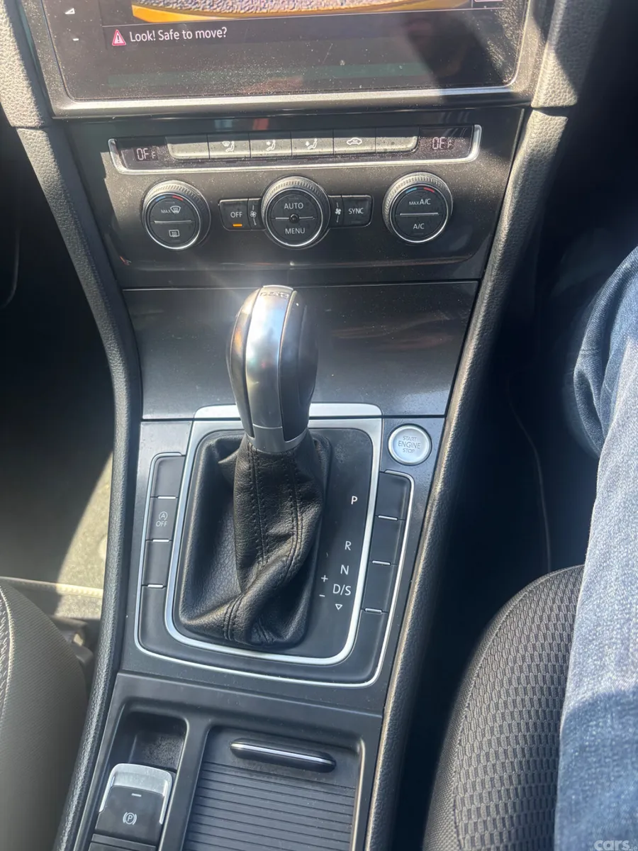 Volkswagen Golf Hatchback, Petrol, 2017, Gold