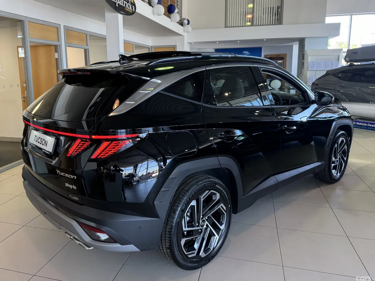 Hyundai Tucson SUV, Petrol Plug-in Hybrid, 2027, Black