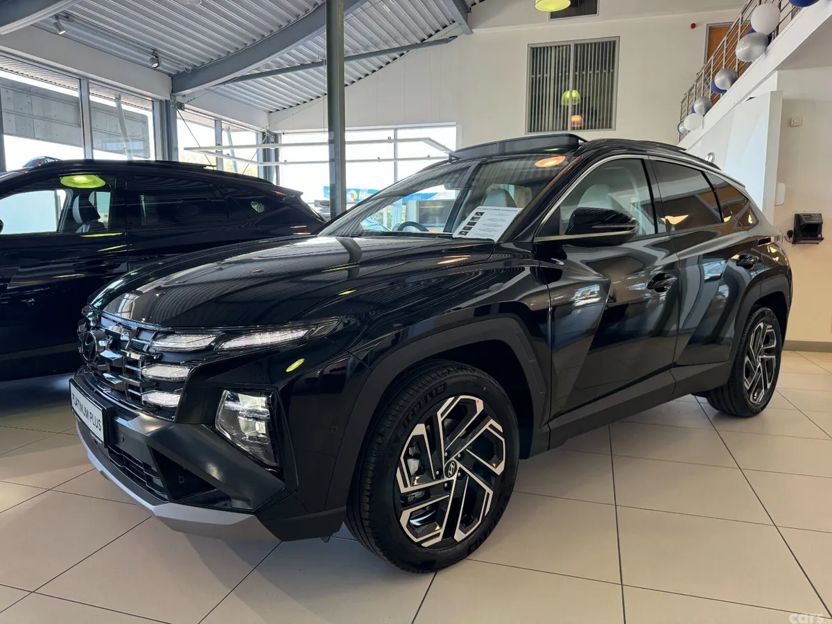 Hyundai Tucson SUV, Petrol Plug-in Hybrid, 2027, Black