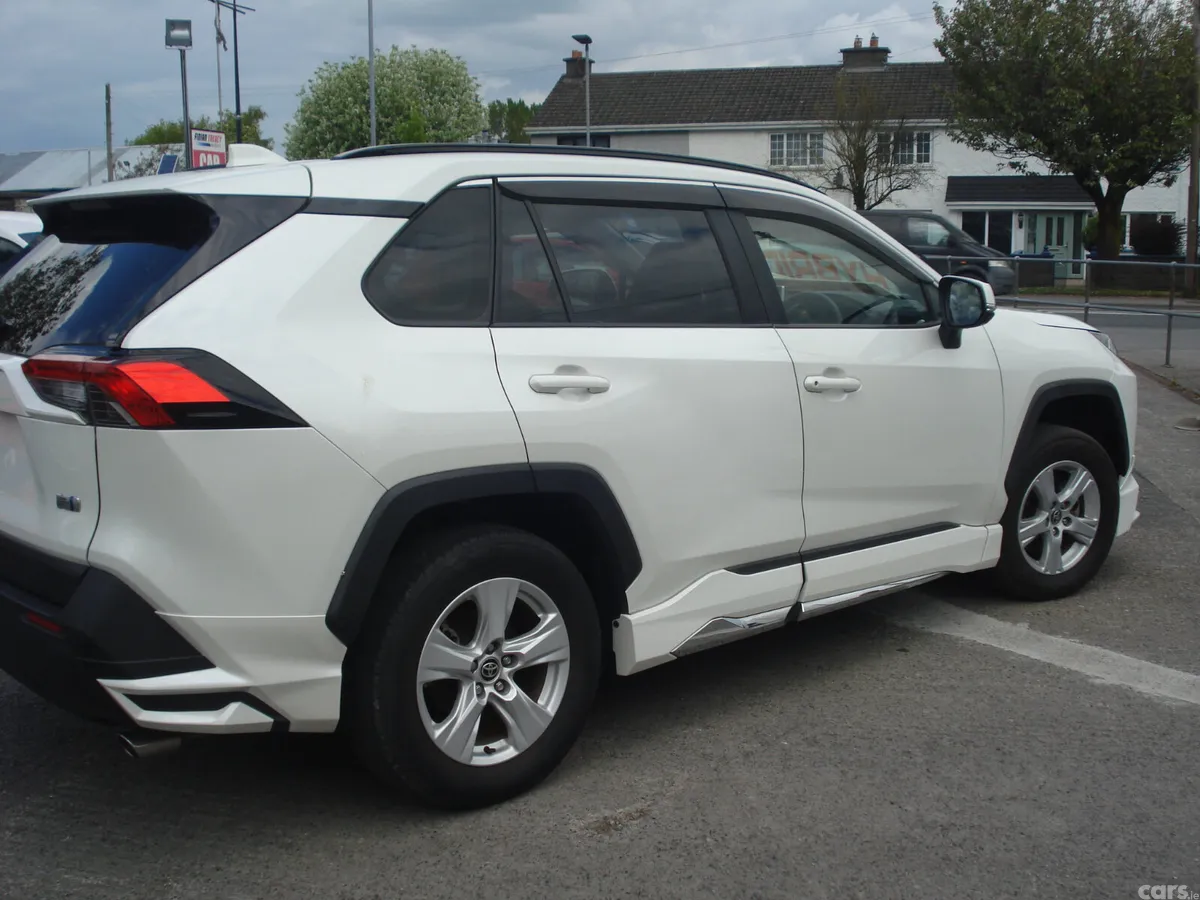 Toyota RAV4 Hatchback, Petrol Hybrid, 2021, Red