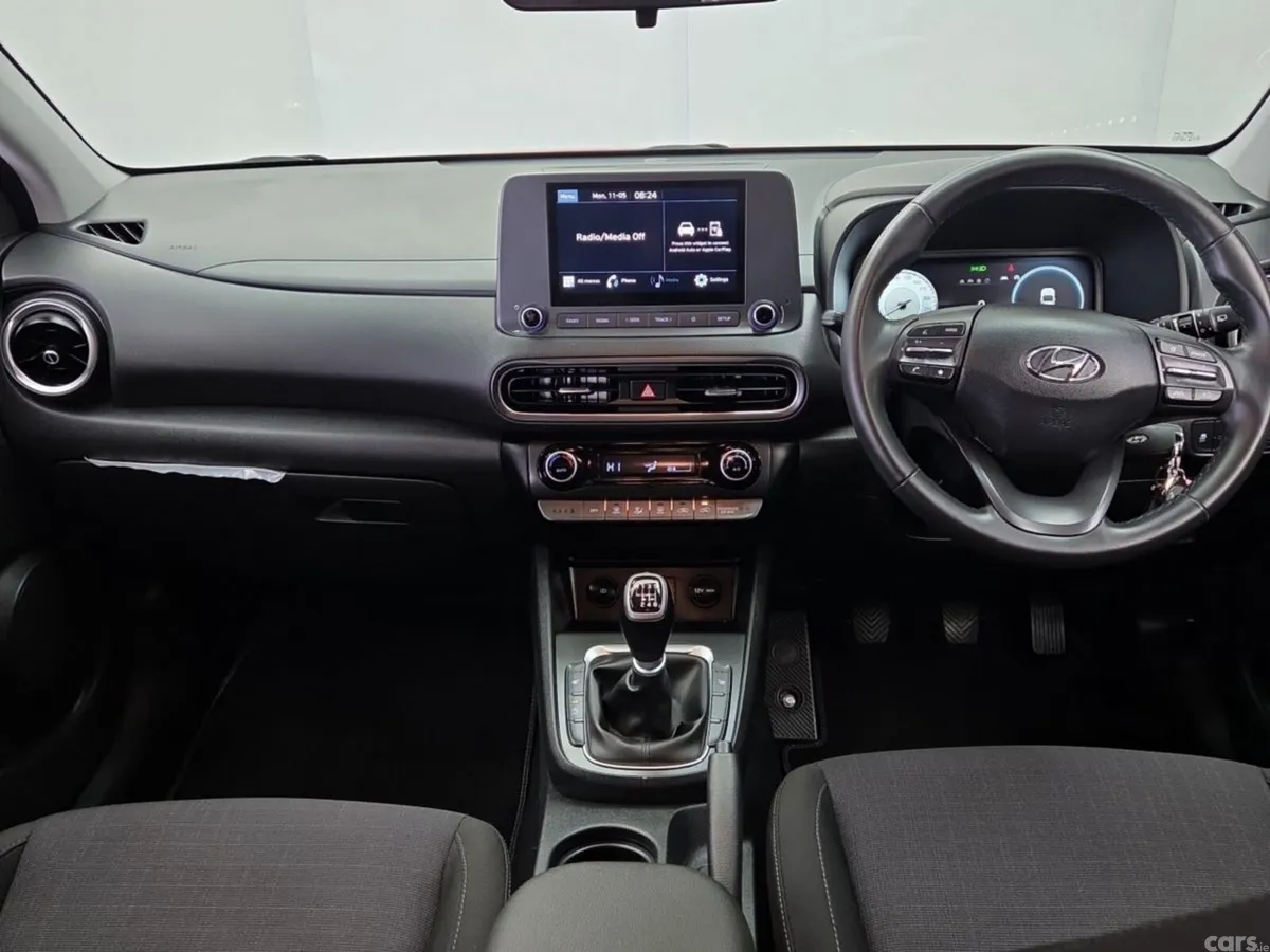 Hyundai KONA MPV, Petrol, 2023, Red