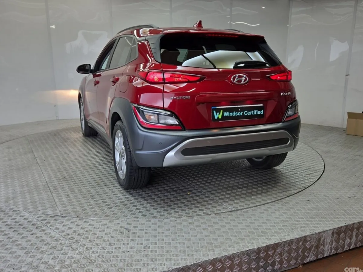Hyundai KONA MPV, Petrol, 2023, Red