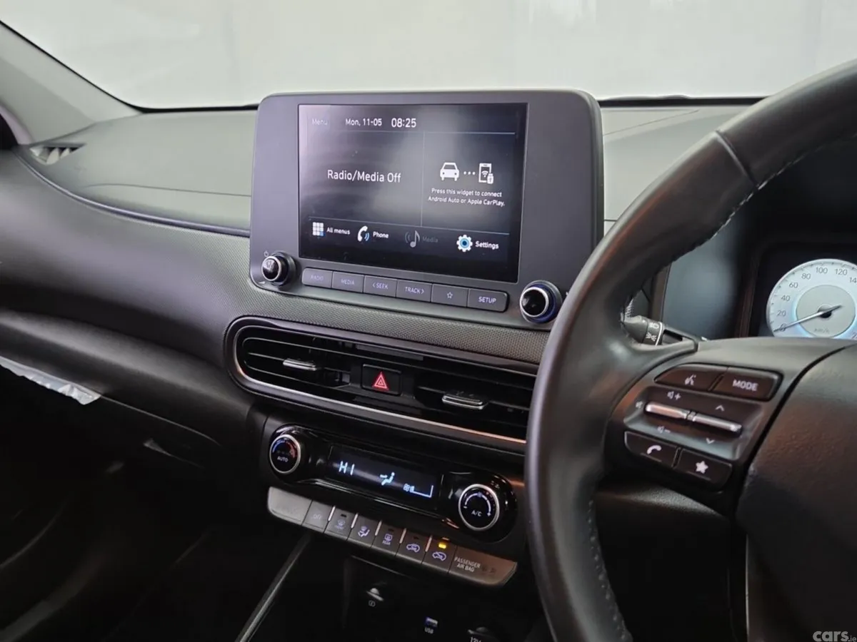 Hyundai KONA MPV, Petrol, 2023, Red